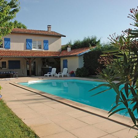 Bed and Breakfast Le Relais Du Grand Logis Civrieux Экстерьер фото