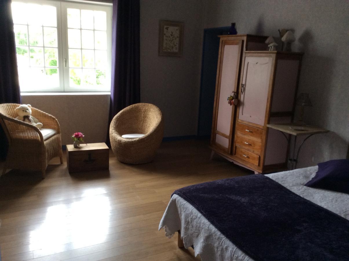 Bed and Breakfast Le Relais Du Grand Logis Civrieux Экстерьер фото