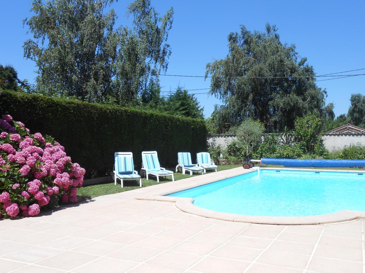 Bed and Breakfast Le Relais Du Grand Logis Civrieux Экстерьер фото