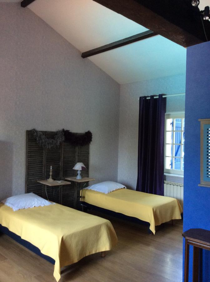 Bed and Breakfast Le Relais Du Grand Logis Civrieux Экстерьер фото