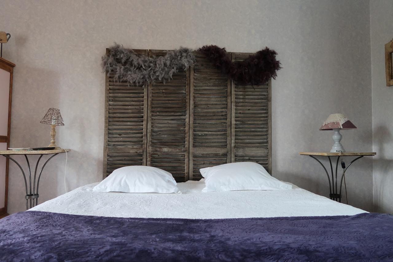 Bed and Breakfast Le Relais Du Grand Logis Civrieux Экстерьер фото